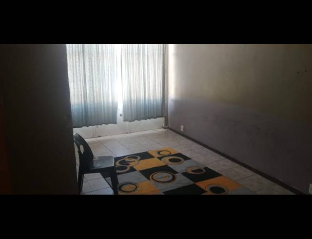 2 BEDROOM FLAT SOLD IN ELANDSHEUWEL